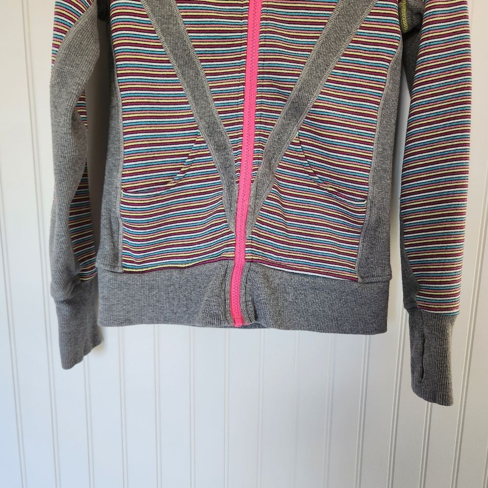 LULULEMON IVIVVA Girls Gray Pink Stripe Scuba Hoodie Jacket Zip Sweater 12 - Picture 3 of 8